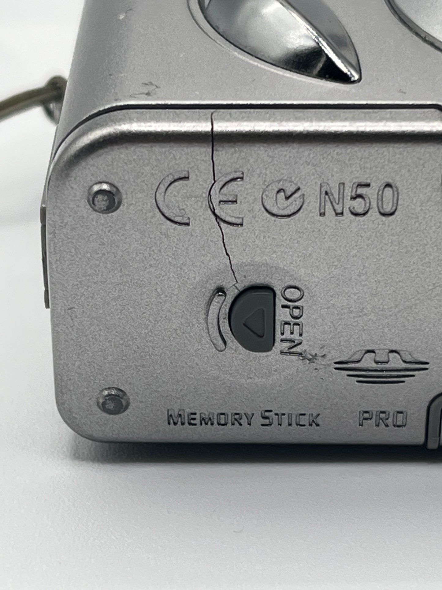 Sony CyberShot DSC-W5 Silver Digital Camera