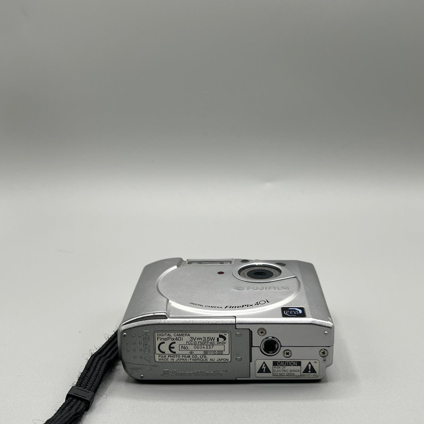 FujiFilm FinePix 40i Compact Silver Digital Camera