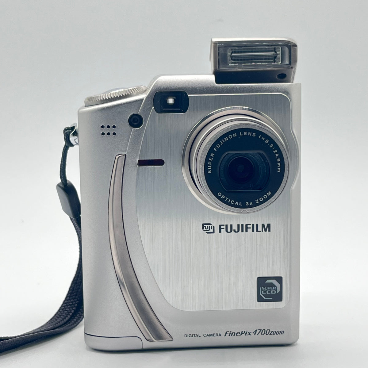 FujiFilm FinePix 4700 Zoom Silver Y2K Digital Camera