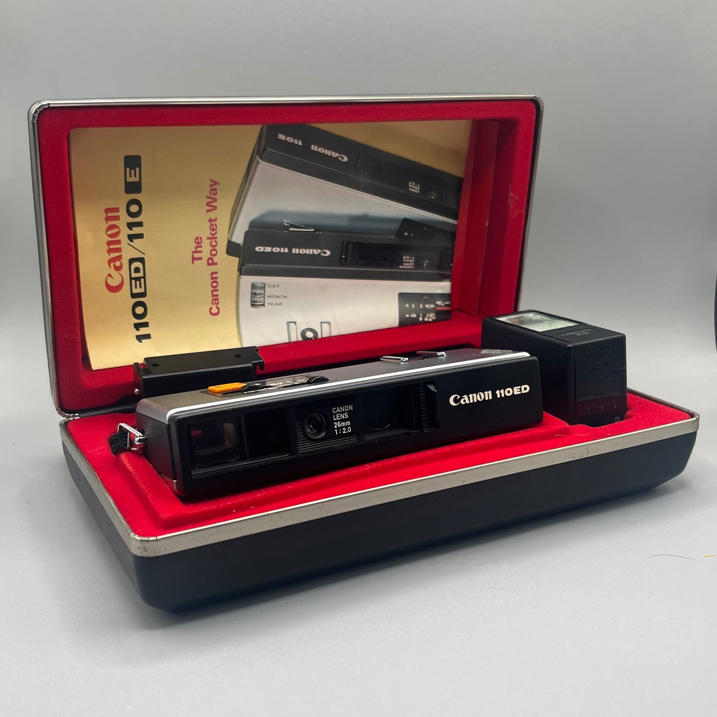 Canon 110 ED Vintage 70s Black Pocket Film Camera