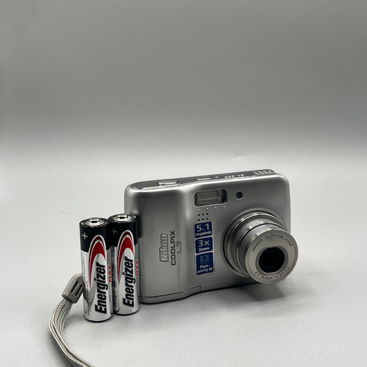 Nikon CoolPix L3 Silver Digital Camera