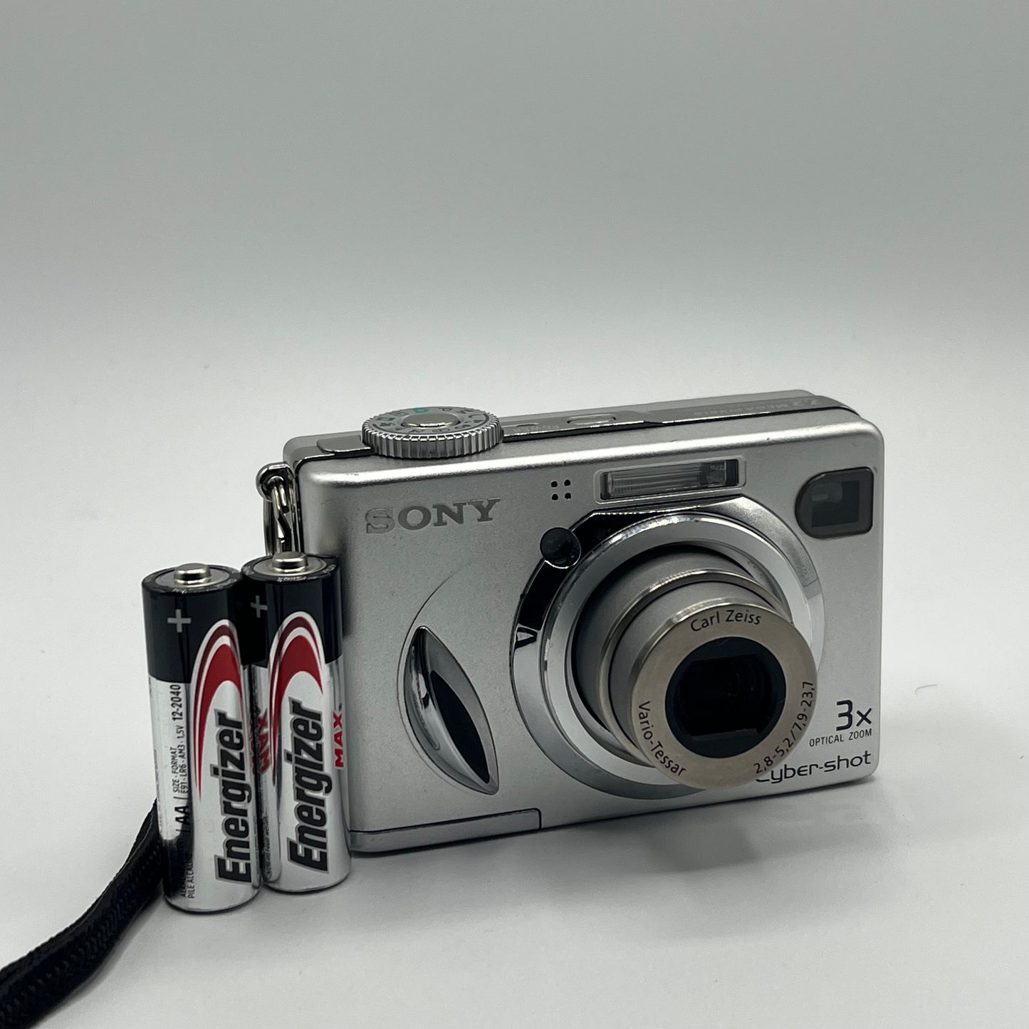Sony CyberShot DSC-W7 Silver Digital Camera