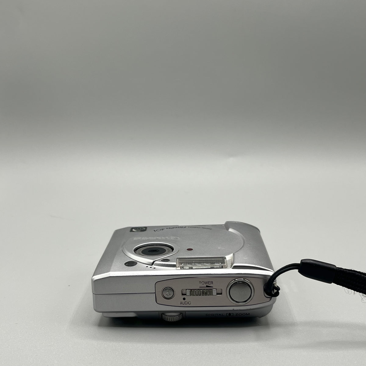 FujiFilm FinePix 40i Compact Silver Digital Camera