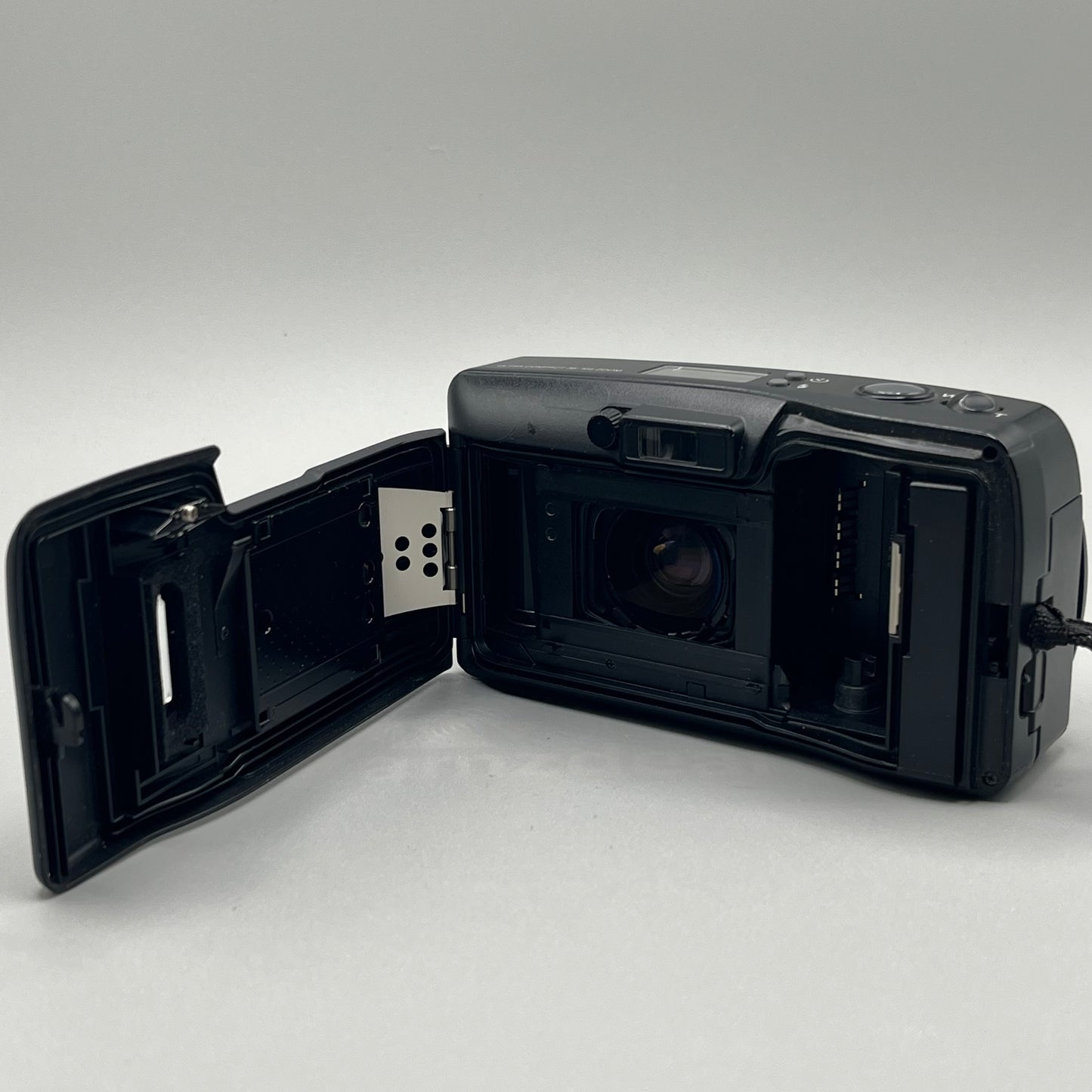 Olympus Accura Infinity Zoom 105 Black Film Camera | 35mm