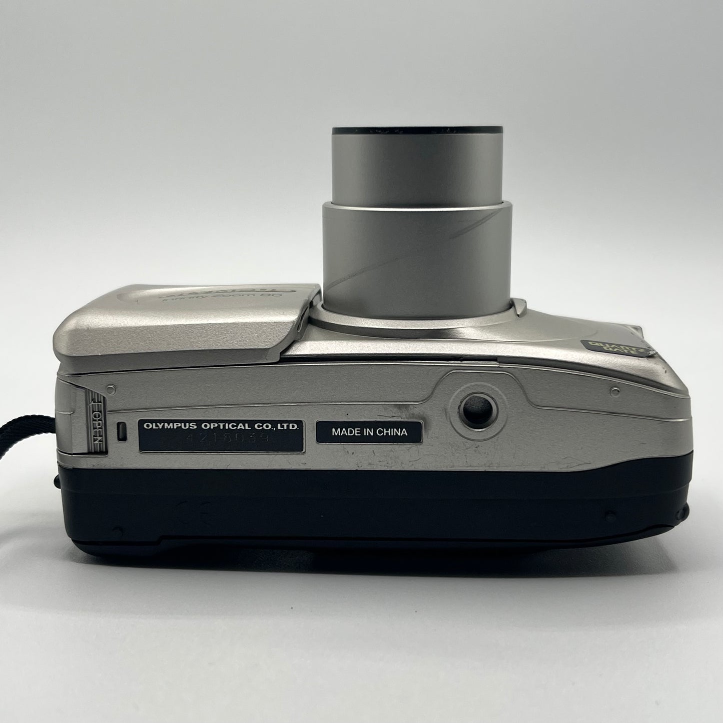 Olympus Infinity Zoom 80 Silver Film Camera