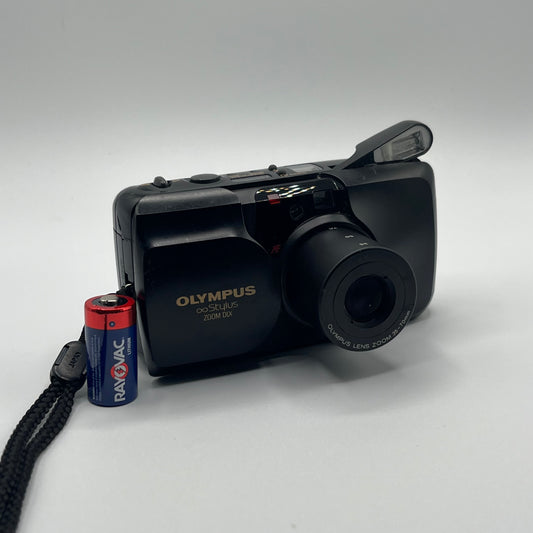 Olympus Infinity Stylus Zoom DLX 35mm Point and Shoot Black Film Camera