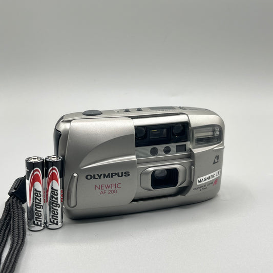 Olympus NewPic AF 200 AF Silver Film Camera